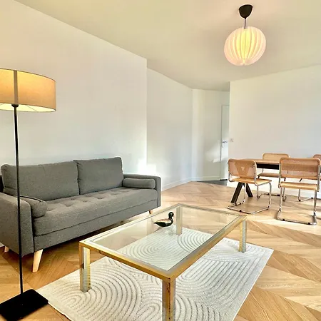 Confortable Helder Daire
